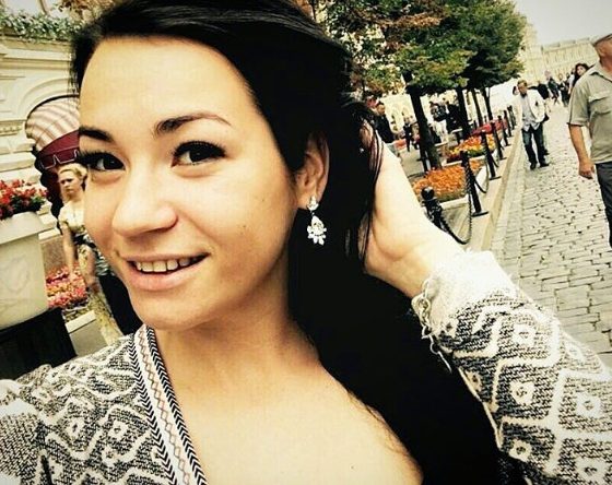 На них нужно подписаться: красотка с чувством юмора Ида Галич