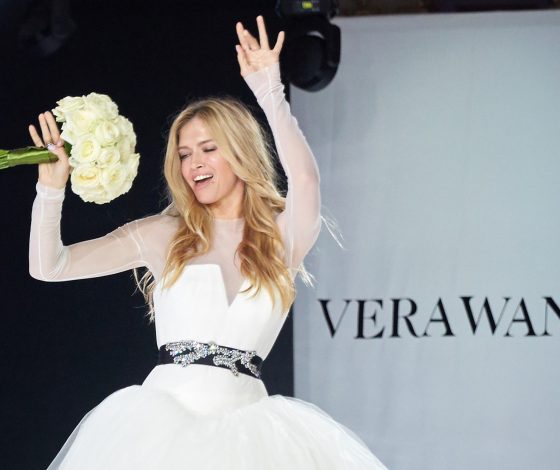 Вера Брежнева снова в свадебном платье! ВИДЕО