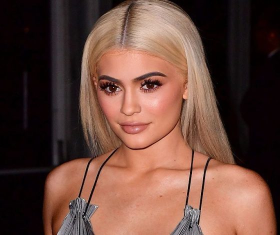 Кайли Дженнер разделась. Опять!