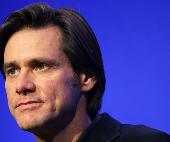 Джима Керри обвинили в смерти его девушки. И он ответил!