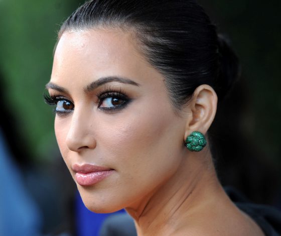 Ким Кардашьян лысеет? Что делать, если у тебя та же проблема?