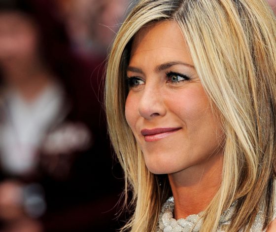 Что думает Дженнифер Энистон о разводе Питта и Джоли?