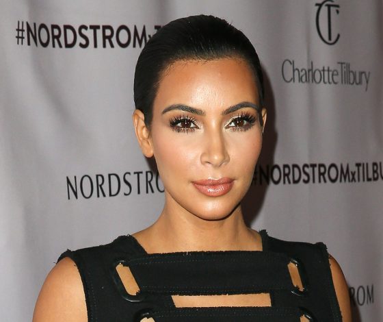 Как Ким Кардашьян борется с псориазом?