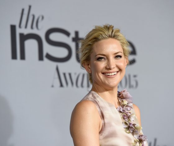 С кем Кейт Хадсон вышла на красную дорожку?