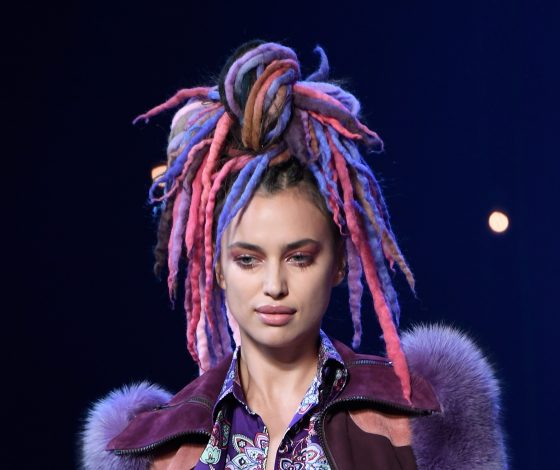 Разноцветные дреды на показе Marc Jacobs. Новый тренд!