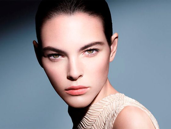 Косметику Giorgio Armani теперь можно купить онлайн