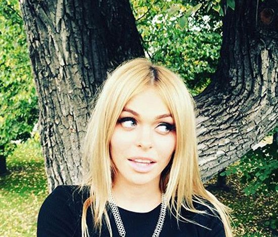 Анна Хилькевич показала округлившийся животик