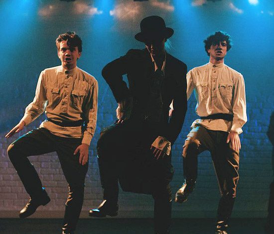 Премьера спектакля «Чехов» в театре МОСТ глазами PEOPLETALK