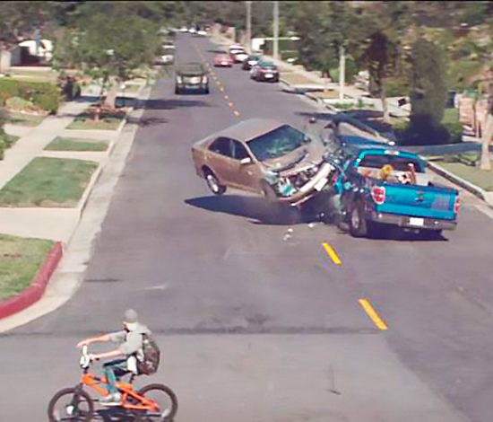 Что происходит, когда мы берем телефон за рулем