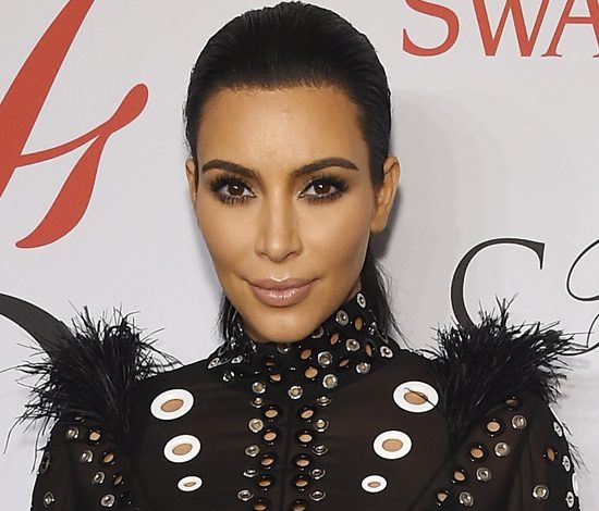 Где и в каких условиях будет рожать Ким Кардашьян?