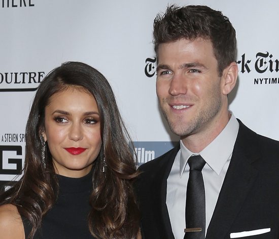 Нина Добрев и Остин Стоуэлл впервые вместе вышли в свет