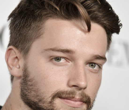 Сын Арнольда Шварценеггера сильно похудел для роли