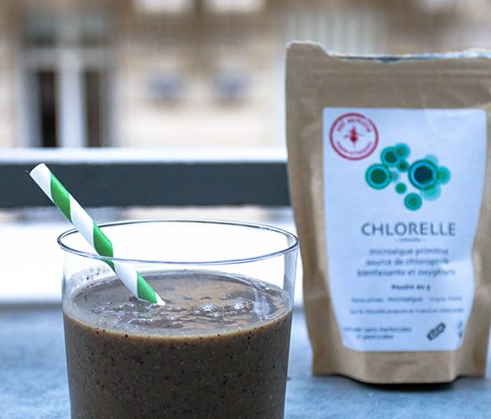 Рецепт: очищающий смузи из хлореллы 