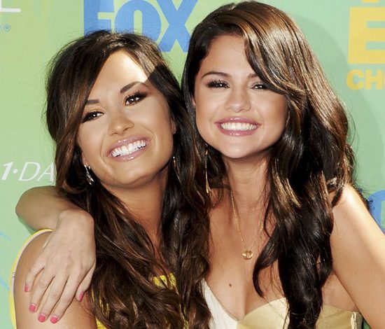 Почему Селена Гомес и Деми Ловато снова поссорились