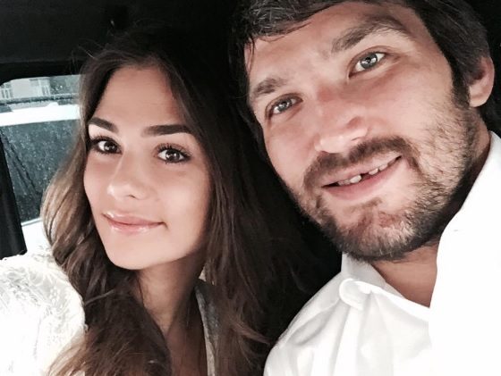 Российских хоккеистов обыграли канадцы. Но Настасья Шубская все равно гордится Александром Овечкиным!