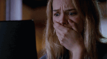 shocked-gif-tumblr-girl-hand-computer