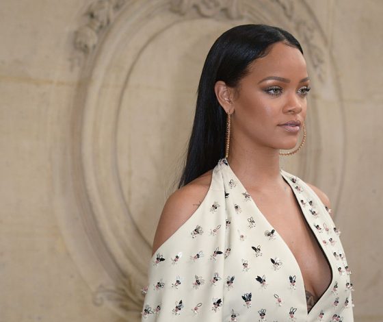 Рианна стала хиппи?