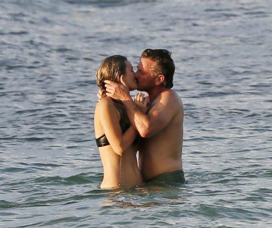 Новая возлюбленная Шона Пенна. Кто она?