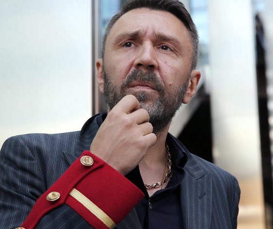 Сергей Шнуров признался Познеру в своей зависимости и раскрыл секрет славы