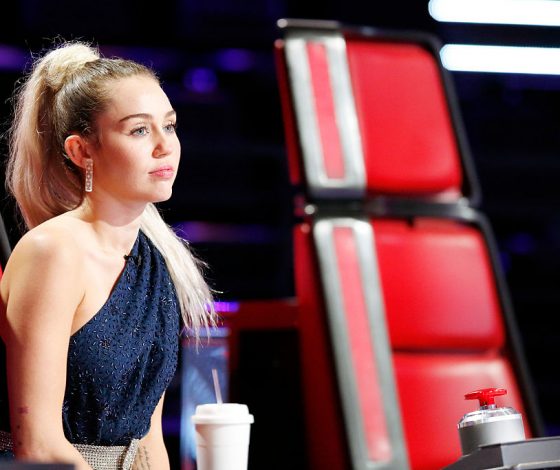 Майли Сайрус откровенно рассказала о своей сексуальной ориентации