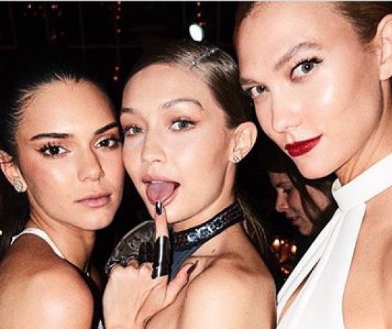 На них нужно подписаться: звездный фотограф Марио Тестино