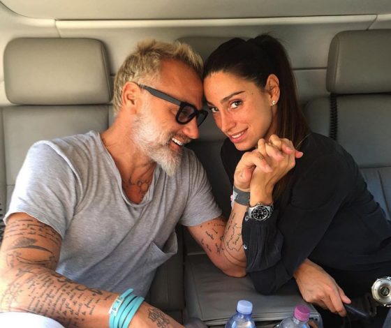 Танцующий миллионер и его невеста приехали в Москву! Угадай зачем!