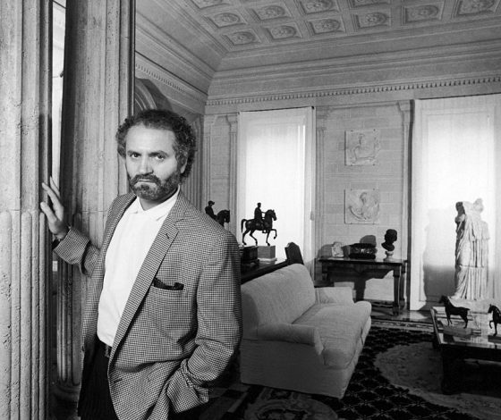 Об убийстве знаменитого модельера расскажут в сериале