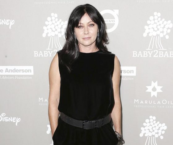 Шеннен Доэрти продолжает бороться с раком