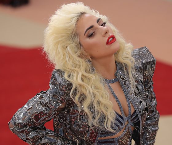 Леди Гага кардинально сменила имидж!