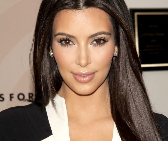 Это карма? За день до ограбления Ким хвалилась своим богатством в интервью!