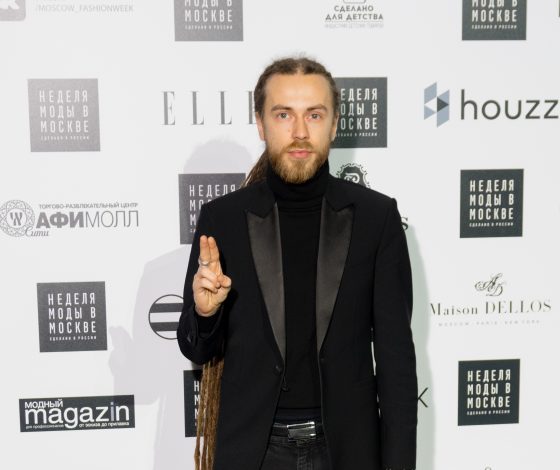 Ради кого Децл надел пиджак?