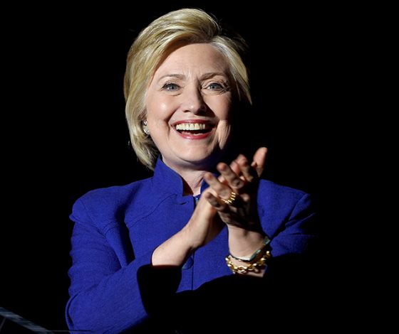 Хиллари Клинтон вызвали в ФБР. Но ей ничего не страшно