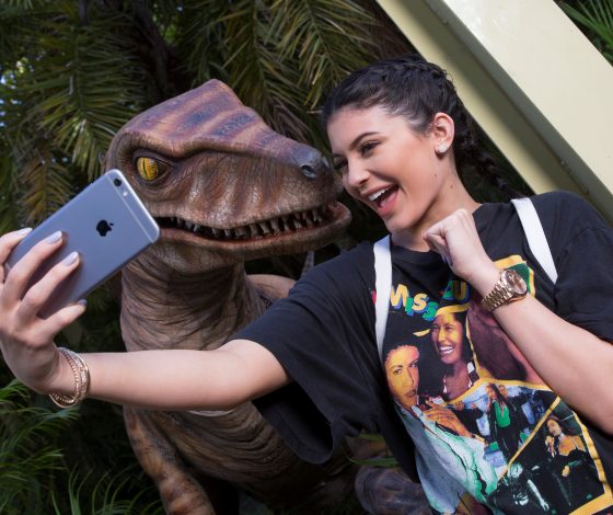 Секрет идеальных селфи Кайли Дженнер раскрыт!