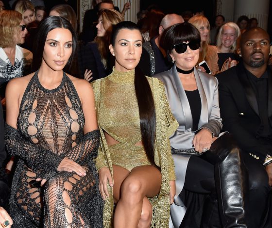 Семья в сборе: как проводят время Ким и Кортни Кардашьян со своей мамой?