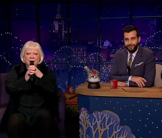 Светлана Крючкова поет Rammstein на шоу Вечерний Ургант