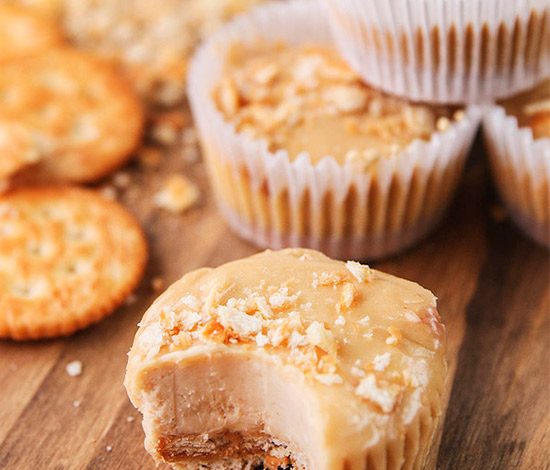 Самый простой рецепт арахисовых мини-чизкейков