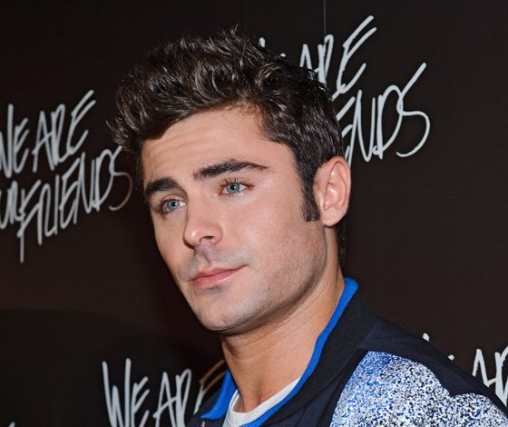 Эфрон разделся догола для фильма «Дедушка легкого поведения»