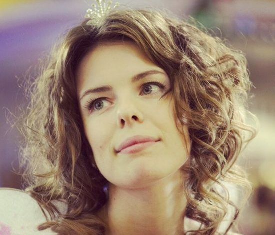 Анна Старшенбаум вернулась к мужу