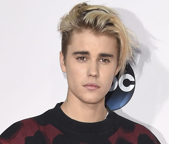 Джастин Бибер скучает по Селене Гомес