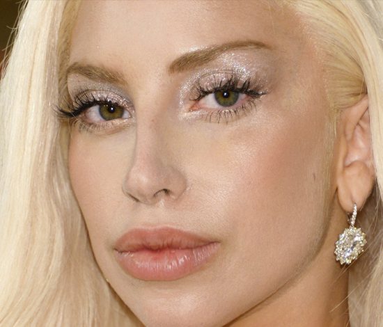 Последние тренды пластических операций на примере звезд