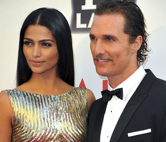 История любви: Мэттью Макконахи и Камила Алвес