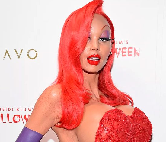 Как западные звезды отметили Хэллоуин