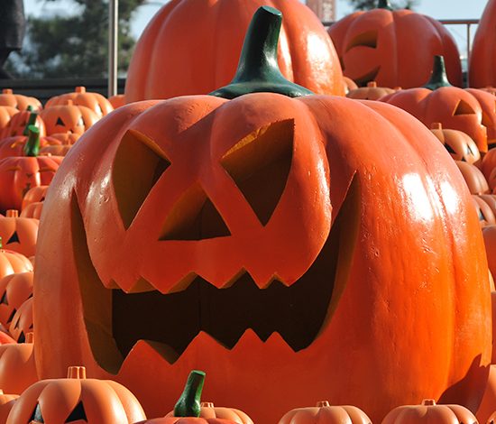 Жуткие розыгрыши в супермаркете перед Хэллоуином