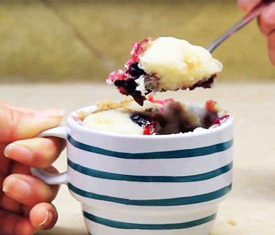 Три простых завтрака, приготовленных в чашке