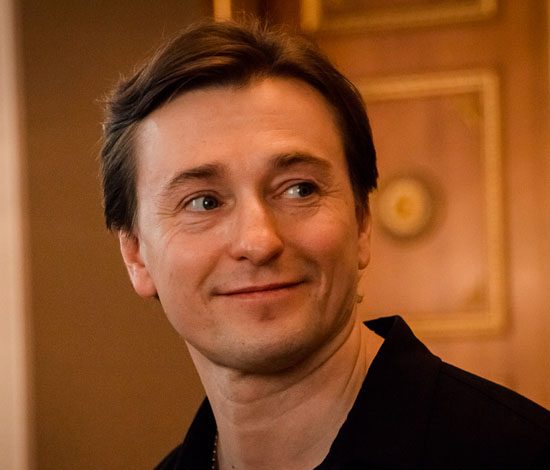 Безруков отпраздновал день рождения с новой возлюбленной