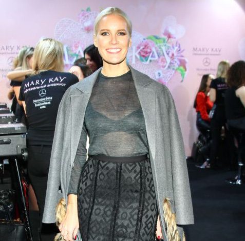 Елена Летучая и другие гости корнера Mary Kay на MBFW