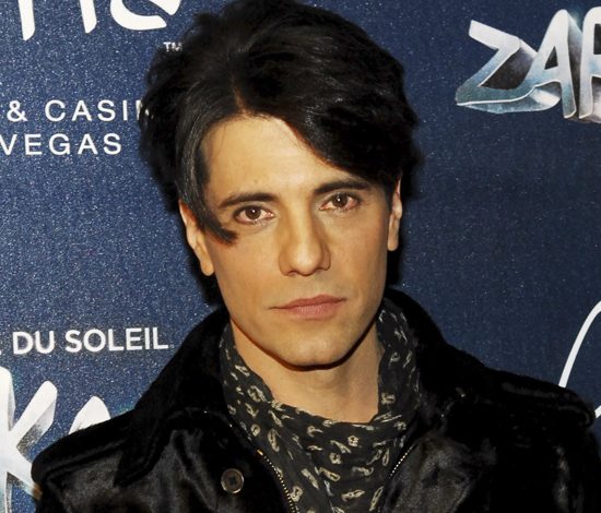 У двухлетнего сына иллюзиониста Криса Энджела обнаружен рак