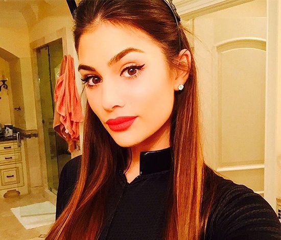 Девочка созрела: младшая дочь Веры Глаголевой