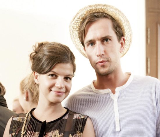 Агния Кузнецова вышла в свет с округлившимся животиком