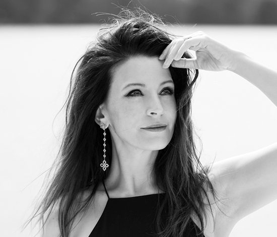 Актриса Евгения Крюкова тайно вышла замуж